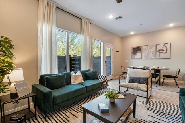 Photo - 16601 N Parkview Pl Unit ID1335742P