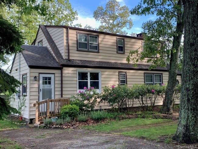 Photo - 900 Mason Dr