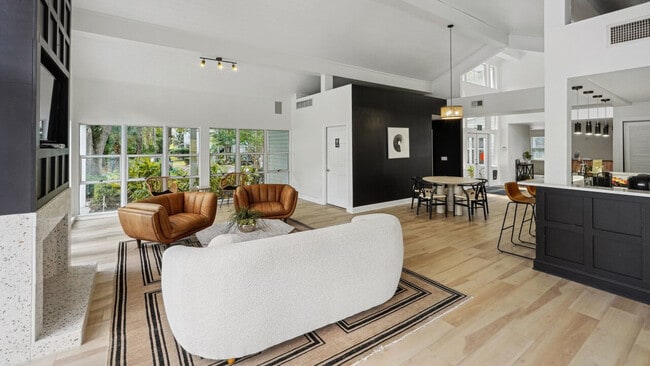 Photo - Oasis of Mandarin