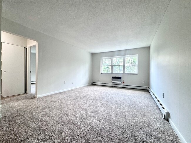 Photo - 130 North St Unit 2