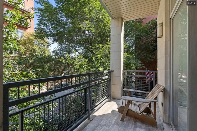 Photo - 951 W Huron St Unit ID1031380P