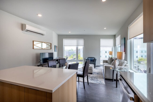 Photo - 51 S Broadway Unit FL5-ID1226758P