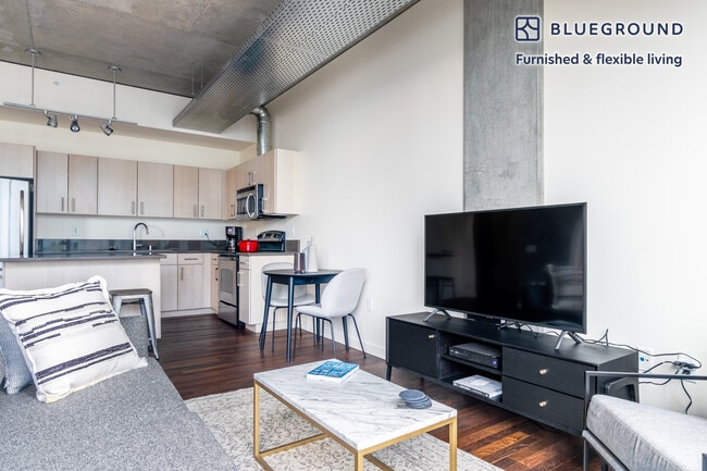 Photo - 520 Occidental Ave S Unit FL7-ID13