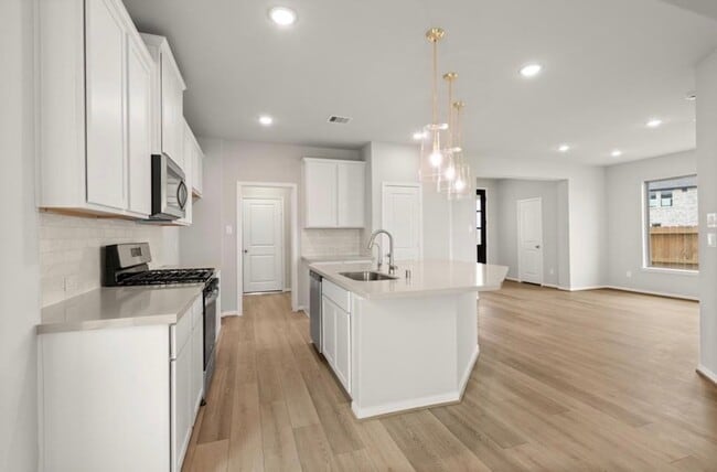 Photo - 17063 Shimmer Ray St