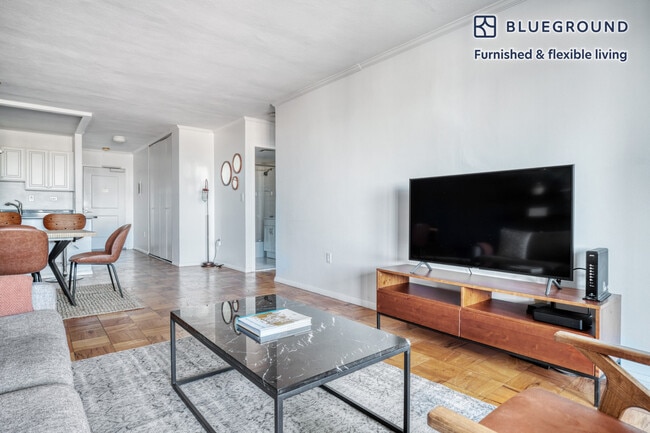 Photo - 8 Whittier Pl Unit FL17-ID50