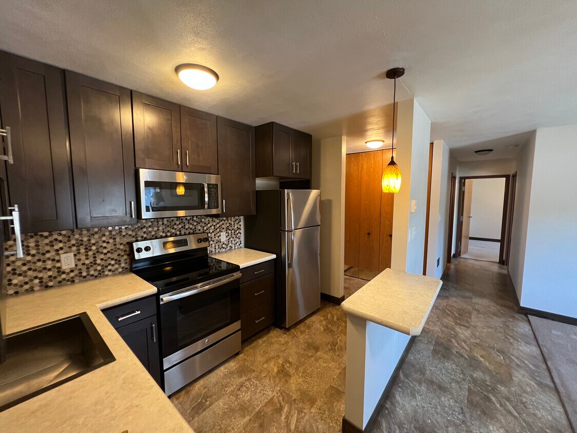 Floor Plan - 2-Bedroom in Main Building