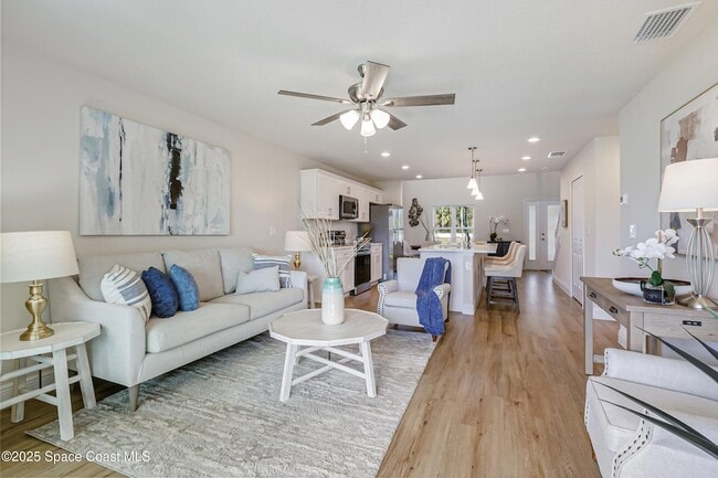 Photo - 187 Hidden Woods Pl