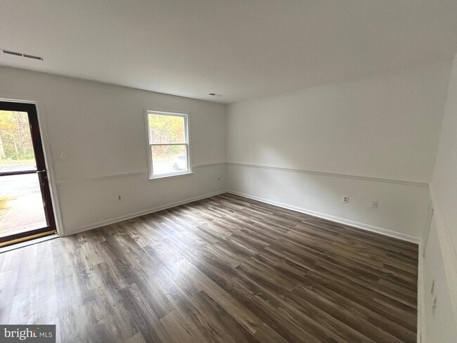 Photo - 255 Farrell Ln