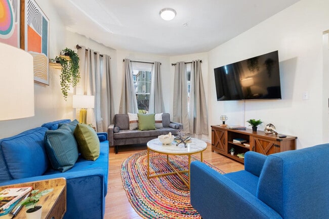 Building Photo - 12 Hubbardston Rd Unit GO ID1343280P