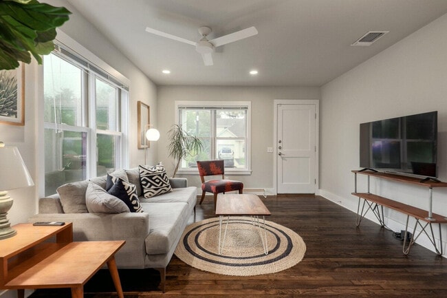 Photo - 810 Ethel St Unit ID1054234P