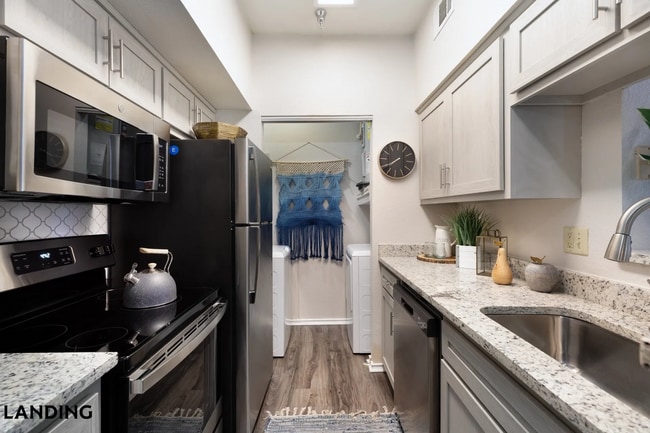 Photo - 165 Forestbrook Dr Unit 805