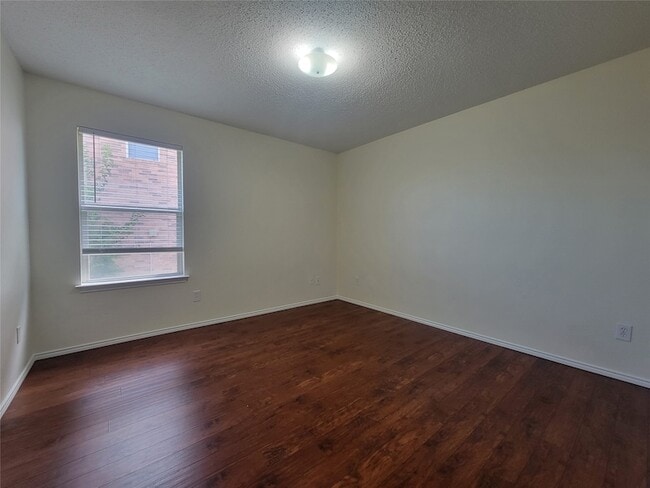 Photo - 1537 Fairfield Dr