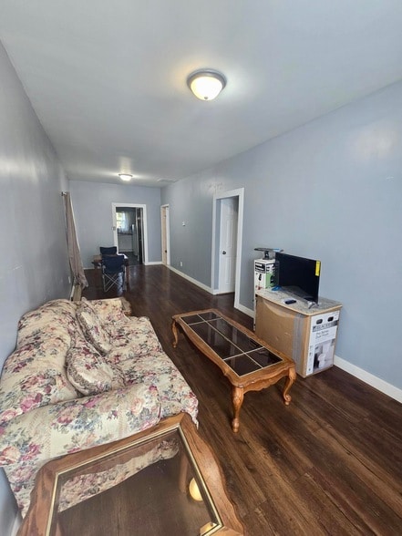 Photo - 4613 Maryland St