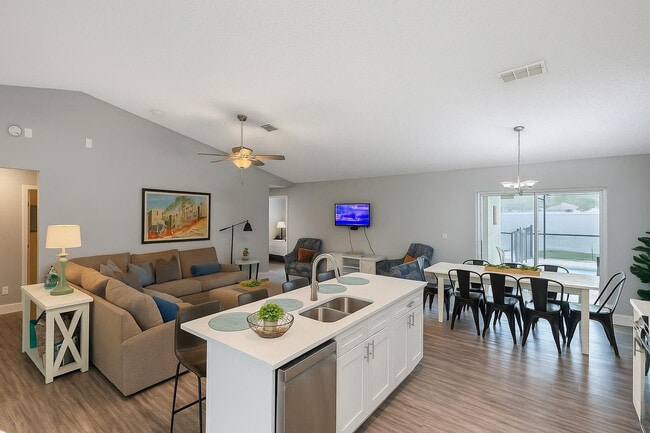 Photo - 114 Sunny Oak Trail Unit ID1222851P