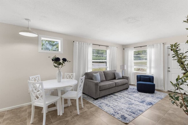 Building Photo - 13921 19th St Unit ID1234461P