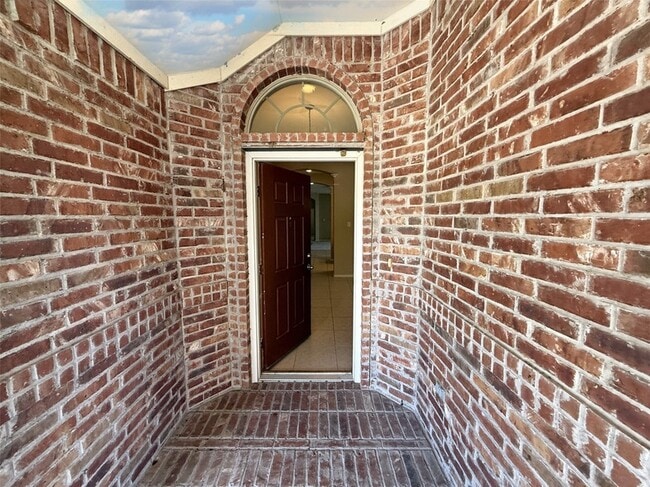 Photo - 1713 Lake Way Dr