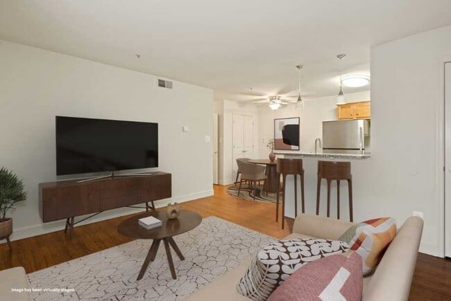 Photo - Fox Run Apartments