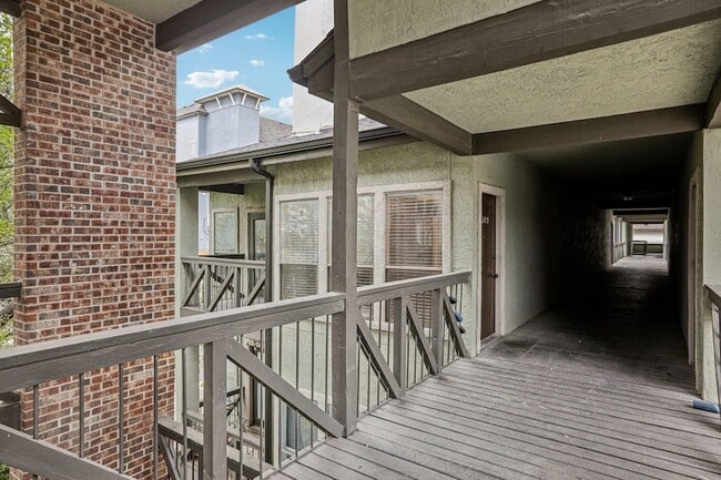 Photo - 807 W 25th St Unit 309