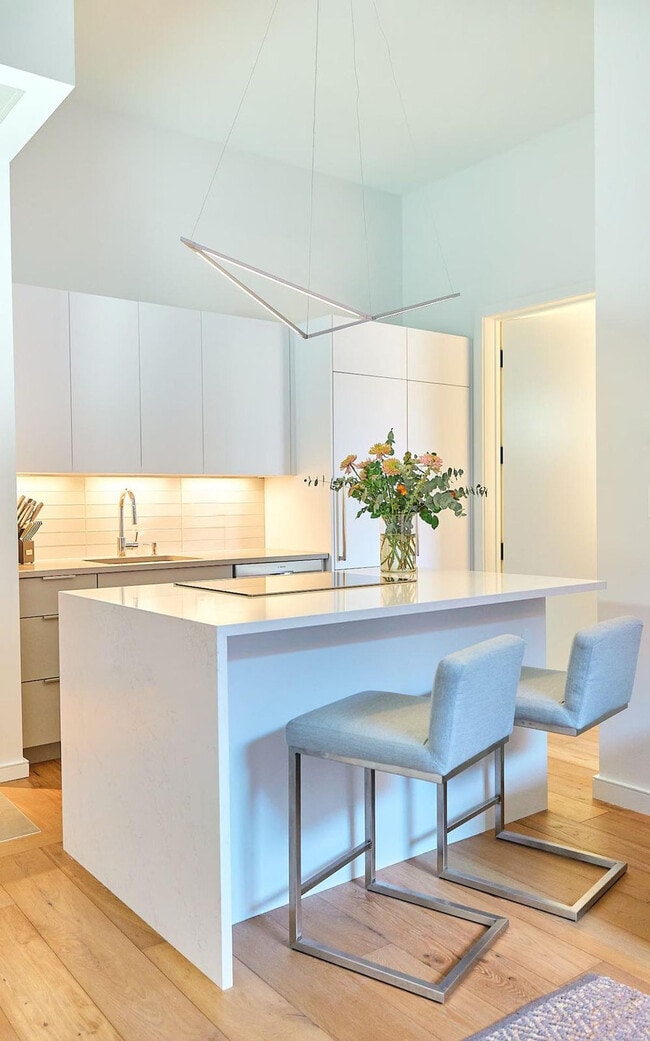 Photo - 121 Middle St Unit ID1366939P