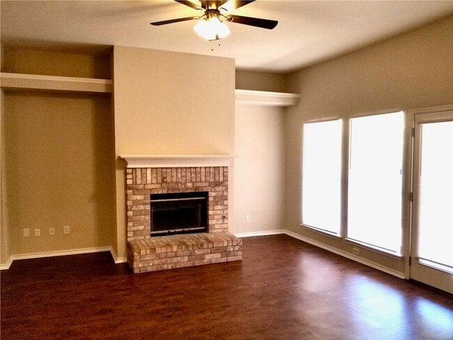 Photo - 5598 Carrington Dr