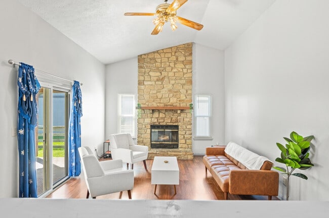 Building Photo - 8209 Parsley Ln Unit ID1397953P