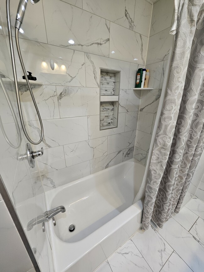 Photo - 4225 Jonathon St