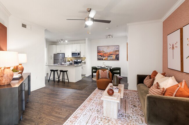 Photo - Cortland MacArthur