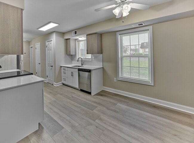 Woods Edge Modern Interior - Woods Edge