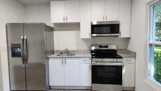 Photo - 2703 Avenue G Ave Unit B