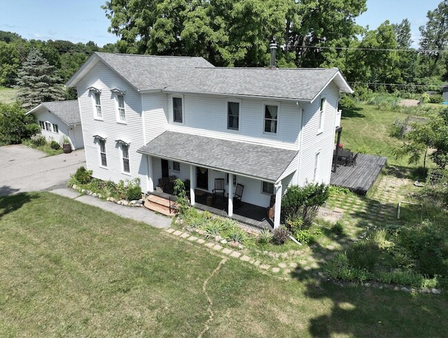 Photo - 4725 E North Territorial Rd