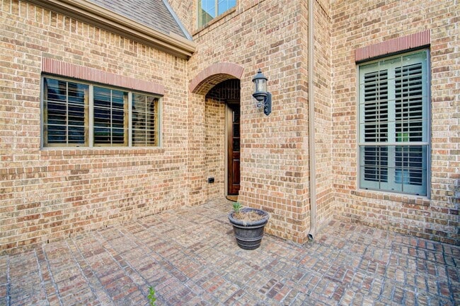 Photo - 158 N Almondell Way