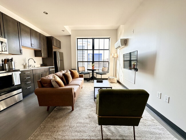 Photo - 333 W State St Unit SI ID1379059P