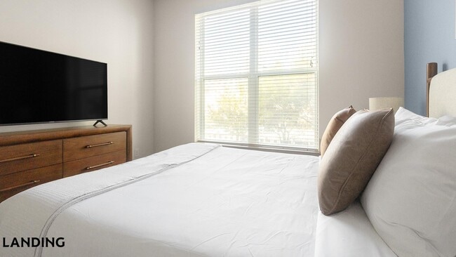 Photo - 1711 Caroline St Unit 205