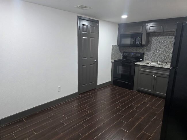 Photo - 1501 Asbury St Unit B