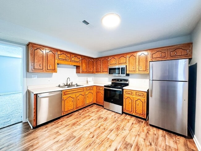 Photo - 108 Ballygar St Unit E