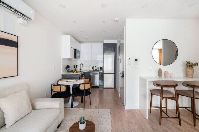 Photo - 347 E 78th St Unit SI ID1625002P