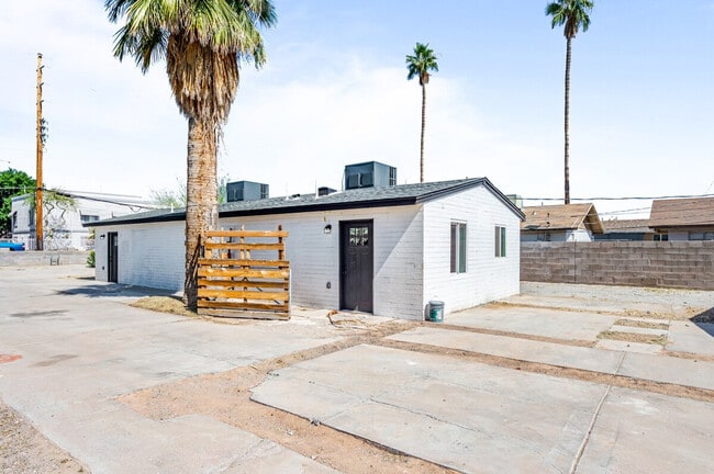 Photo - 2302 W Colter St Unit SI ID1244359P