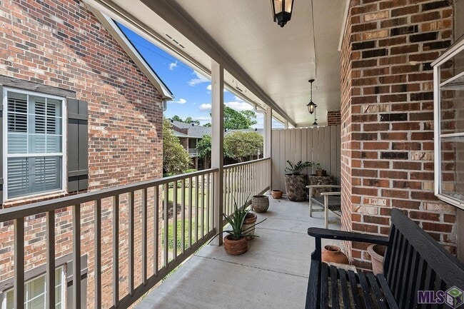 Photo - 7640 Lasalle Ave Unit 203