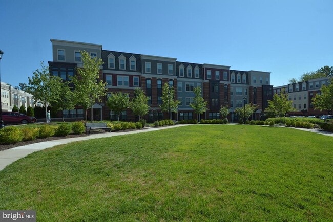 Photo - 3989 Norton Pl Unit 104