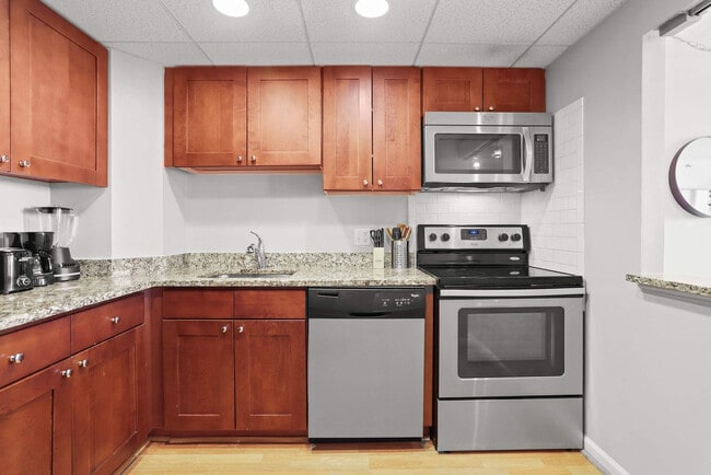 Photo - 401 12th St S Unit GO FL18-ID1022634P