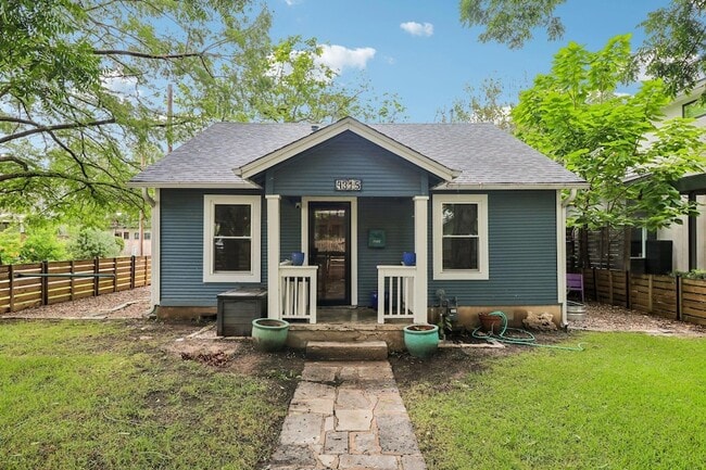 Building Photo - 4315 Bellvue Ave
