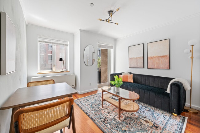 Building Photo - 209 W 20th St Unit SI ID1018991P