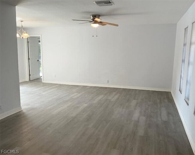 Photo - 5213 SW 2nd Pl