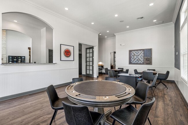 Photo - Marquis Bandera