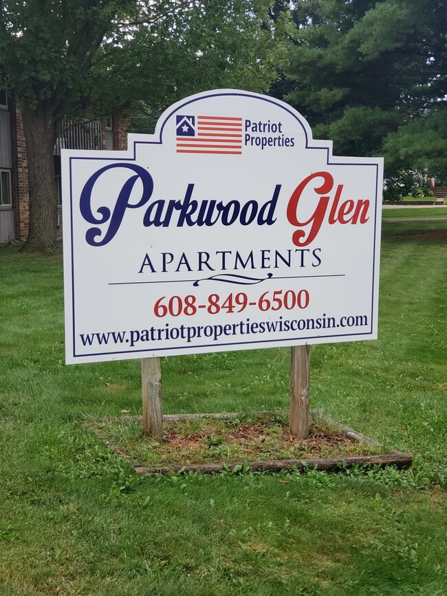 Photo - Parkwood Glen