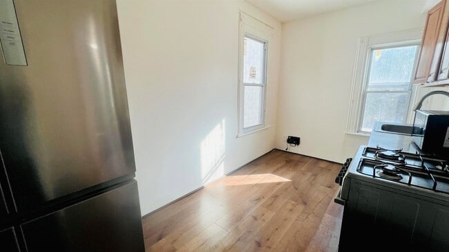 Photo - 23 Williams Ave