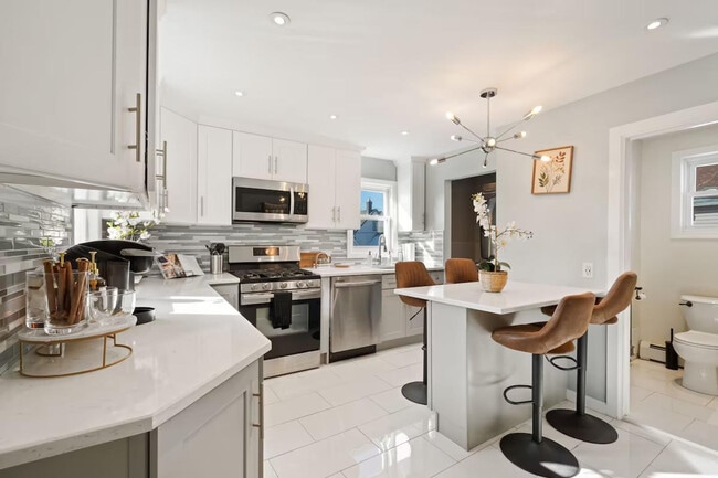 Photo - 32 E 44th St Unit ID1317365P