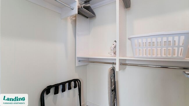 Photo - 347 W Chestnut St Unit 911