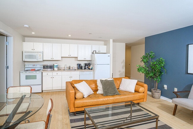 Building Photo - 60-62-62 Boylston St Unit SI ID1240416P