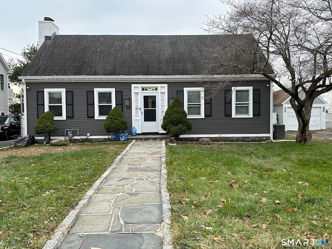 Photo - 70 Hawthorne St